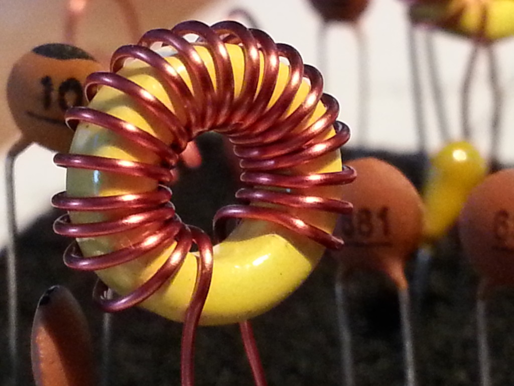 My first homebrew toroid inductor. Aint she purdy?